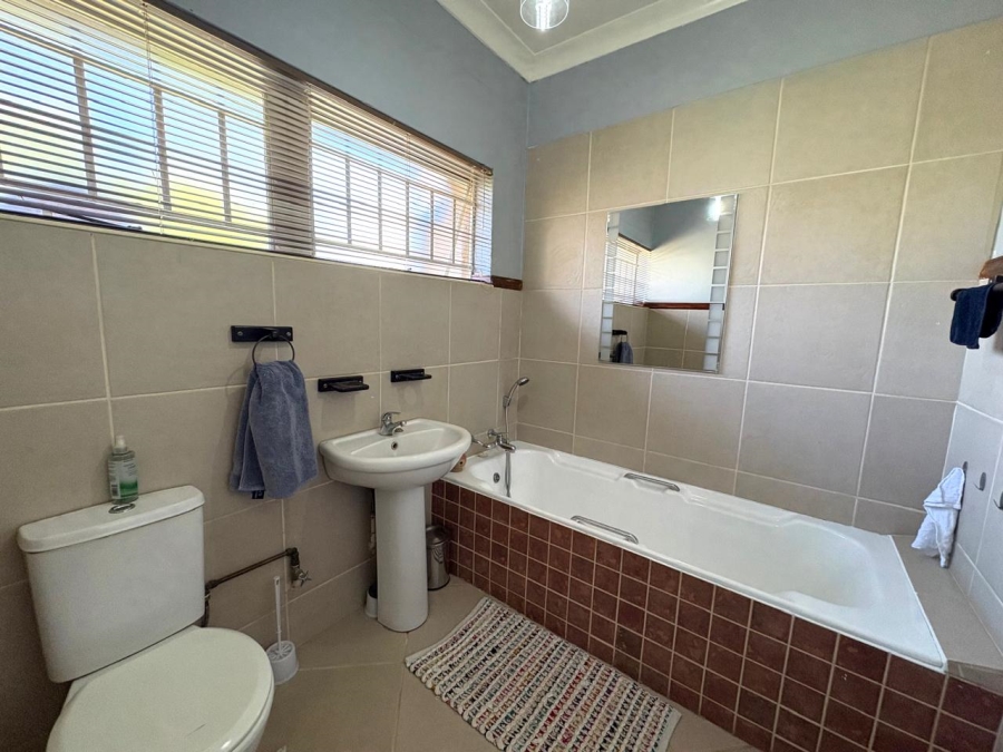 4 Bedroom Property for Sale in St Helena Free State